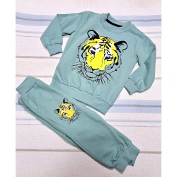 Детски комплект в зелено с тигър