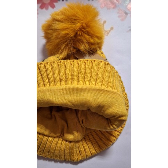 Детска плетена шапка Спайдърмен в жълто 3-6г