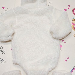 Пухкаво бяло боди с ушички с терлички Пухкаво бяло боди с ушички с терлички
