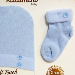 Бебешки памучен комплект от шапка и чорапи в светло синьо