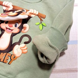 Бебешки ватиран комплект в зелено с 3Д Маймунка Бебешки ватиран комплект в зелено с 3Д Маймунка