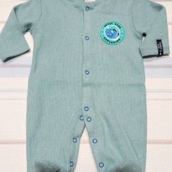 Бебешки мек и леко ватиран гащеризон в зелено Бебешки мек и леко ватиран гащеризон в зелено