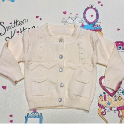 Луксозна детска жилетка от фино плетиво в екрю Луксозна детска жилетка от фино плетиво в екрю