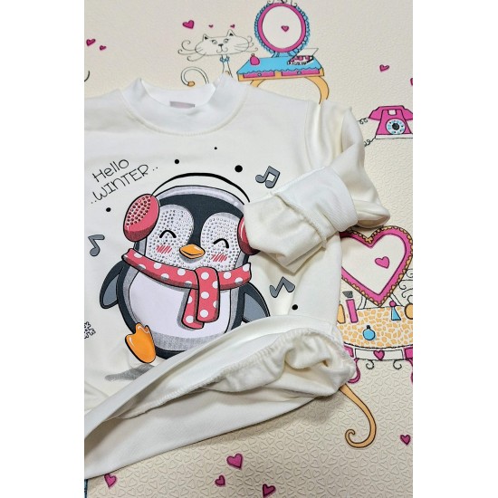 Детска леко ватирана блуза в бяло с пингвинче Детска леко ватирана блуза в бяло с пингвинче