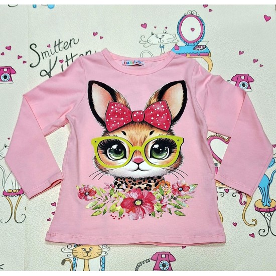 Детска блуза в розово със зайче