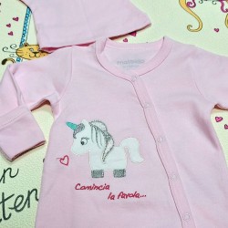 Бебешки гащеризон в розово с еднорог и шапка