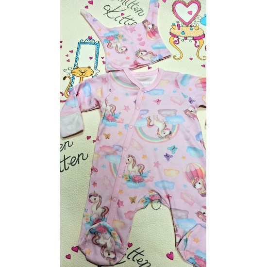 Бебешки гащеризон в розово с еднорози и шапка Бебешки гащеризон в розово с еднорози и шапка