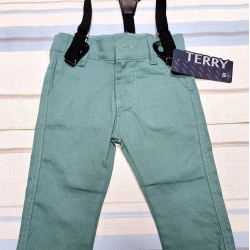 Детски памучен панталон в зелено с тиранти