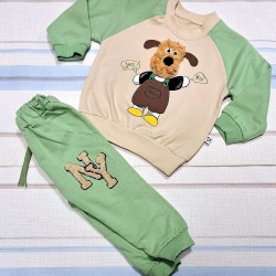 Детски комплект в бежово и зелено Еленче Детски комплект в бежово и зелено Еленче