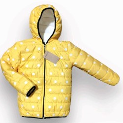 Детско преходно олекотено яке в жълто на бели точки с качулка Детско преходно олекотено яке в жълто на бели точки с качулка