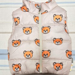 Детски шушляков елек в бежово с мечета Детски шушляков елек в бежово с мечета