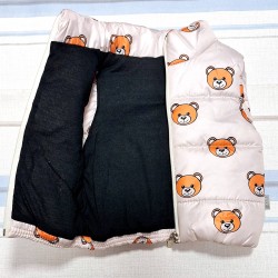 Детски шушляков елек в бежово с мечета Детски шушляков елек в бежово с мечета