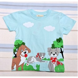 Детска лятна памучна тениска в светло синьо с кученца Детска лятна памучна тениска в светло синьо с кученца