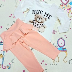 Детски комплект в бяло и праскова с клин с къдрички  Меченце