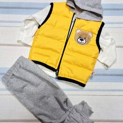 Бебешки комплект с жълт шушляков елек с блуза с Мики Маус