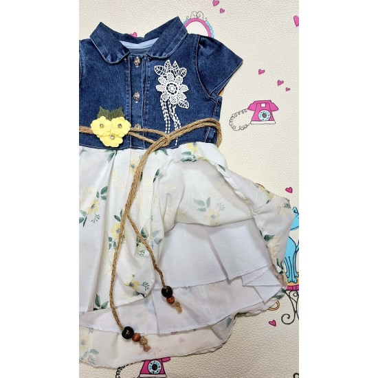 Детска лятна дънкова рокля с жълти цветя и коланче Детска лятна дънкова рокля с жълти цветя и коланче