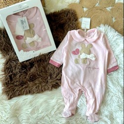 Луксозен италиански бебешки гащеризон в розово с якичка и зайче