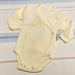 Бебешко памучно боди в екрю с предно закопчаване