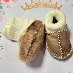 Бебешки буйки с пухкава подплата от естествена кожа в светла мока Бебешки буйки с пухкава подплата от естествена кожа в светла мока