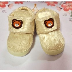 Разкошни бебешки пухкави буйки в бежово с МЕЧЕНЦЕ