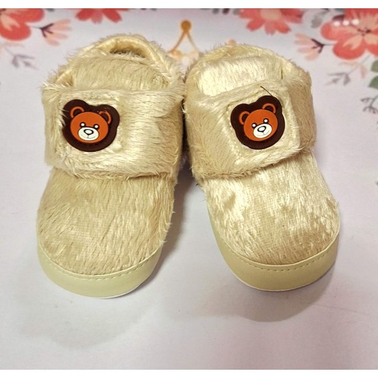 Разкошни бебешки пухкави буйки в бежово с МЕЧЕНЦЕ