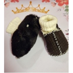 Бебешки буйки с пухкава подплата от естествена кожа в черно и бяло