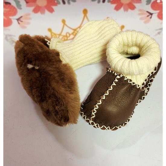 Бебешки буйки с пухкава подплата от естествена кожа в тъмно кафяво Бебешки буйки с пухкава подплата от естествена кожа в тъмно кафяво