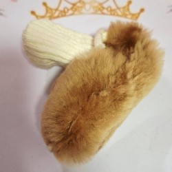 Бебешки буйки с пухкава подплата от естествена кожа в тъмно златисто кафяво Бебешки буйки с пухкава подплата от естествена кожа в тъмно златисто кафяво