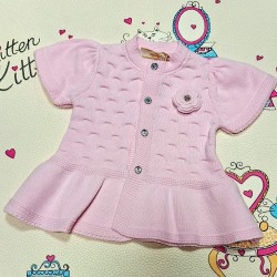 Бебешка плетена жилетка тип елек в светло розово