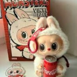 ЛАБУБУ Плюшена играчка КОКА КОЛА