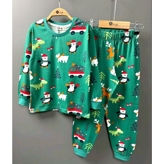 Коледна детска пижама в зелено Снежко