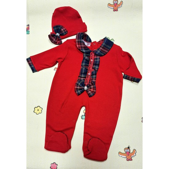 Бебешки Коледен гащеризон в червено каре с шапка