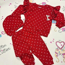 Бебешки комплект в червено на бели сърчица с шапка