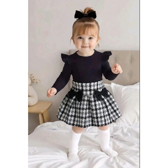 Бебешки комплект с пола и блуза в черно и бяло пепит Бебешки комплект с пола и блуза в черно и бяло пепит