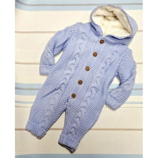 Пухкав плетен космонавт/гащеризон в светло синьо с качулка