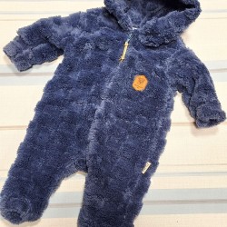 Бебешки пухкав преходен гащеризон в тъмносиньо Бебешки пухкав преходен гащеризон в тъмносиньо