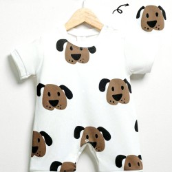 Бебешки летен ромпър в бяло с кученца Бебешки летен ромпър в бяло с кученца