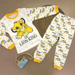 Детска памучна пижама с ЦАР ЛЪВ в бяло и жълто Детска памучна пижама с ЦАР ЛЪВ в бяло и жълто