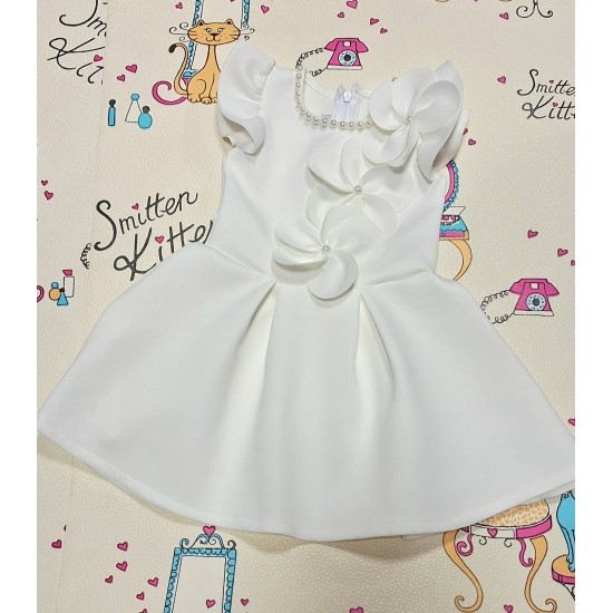 Официална детска рокля в бяло без ръкав ЛЕЙДИ с цветя и перли Официална детска рокля в бяло без ръкав ЛЕЙДИ с цветя и перли