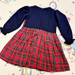 Коледна детска рокля в тъмносиньо и червено каре Коледна детска рокля в тъмносиньо и червено каре