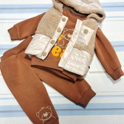 Бебешки ватиран комплект с елек в кафяво и бежово