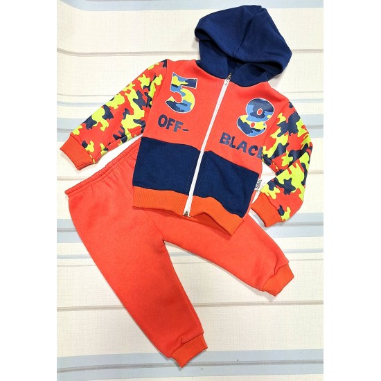 Ватиран детски анцуг в оранжево МИЛИТАРИ Ватиран детски анцуг в оранжево МИЛИТАРИ