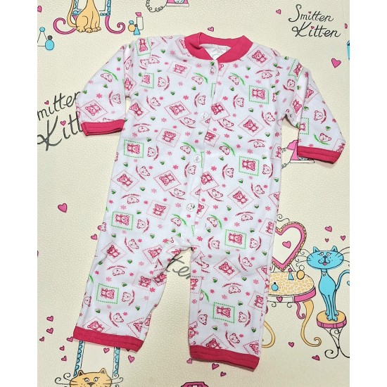 Бебешки леко ватиран гащеризон Меченца в бяло и циклама