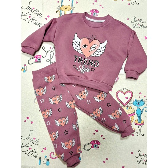 Детски ватиран комплект в тъмно розово Сърце с крилца Детски ватиран комплект в тъмно розово Сърце с крилца