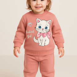 Детски ватиран комплект в светло розово с КОТЕ Детски ватиран комплект в светло розово с КОТЕ