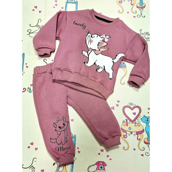 Ватиран детски комплект в тъмно розово с КОТЕНЦЕ Ватиран детски комплект в тъмно розово с КОТЕНЦЕ