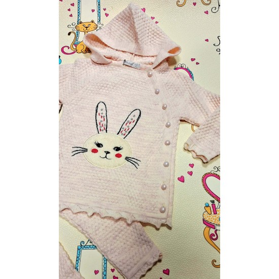 Детски плетен комплект в нежно розово ЗАЙЧЕ с качулка