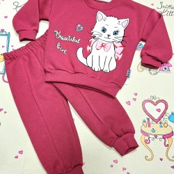 Детски ватиран комплект в бордо с КОТЕ Детски ватиран комплект в бордо с КОТЕ