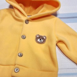 Бебешки мекичък суичър в жълто с качулка