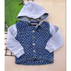 Детско спортно яке с качулка в сиво и дънково каре